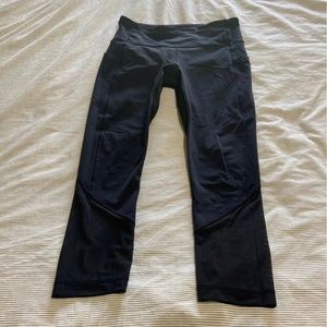 Lululemon Capri size 6